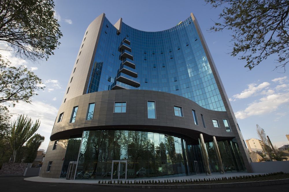 هتل دابل تری بای هیلتون Doubletree By Hilton ایروان ارمنستان