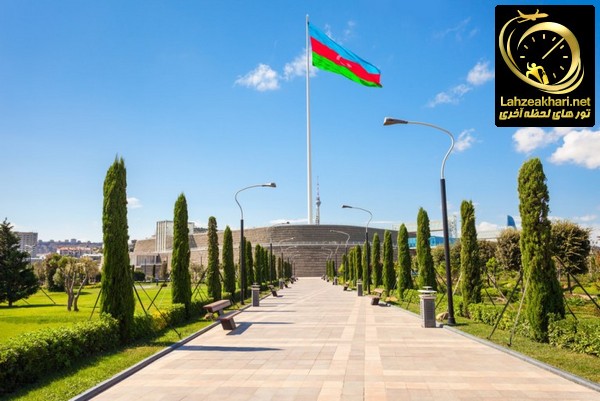 میدان پرچم ملی باکو آذربایجان