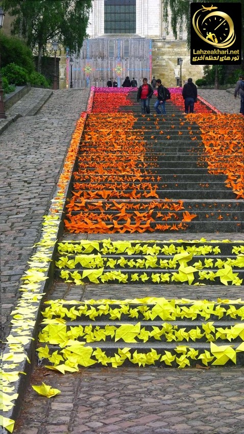 پله های رنگی در آنجرس فرانسه
